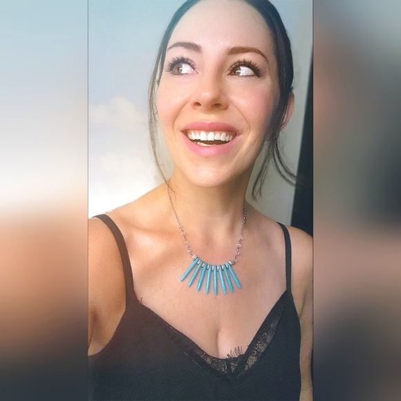 Turquoise Gemstone Spike Statement Necklace - Bold Elegance - Picture 2 of 5